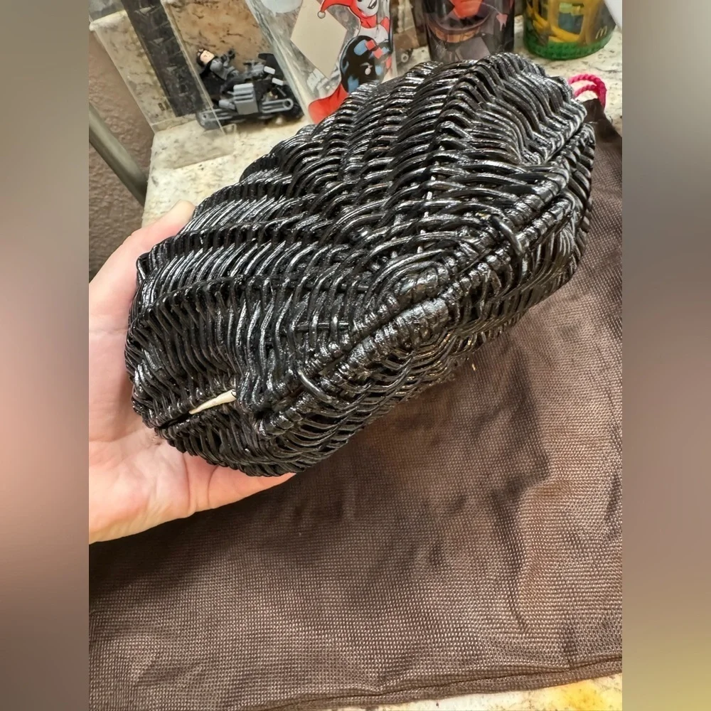 Kate Spade Splash Out Black Wicker Clam Shell Crossbody Or Clutch BEAUTIFUL RARE